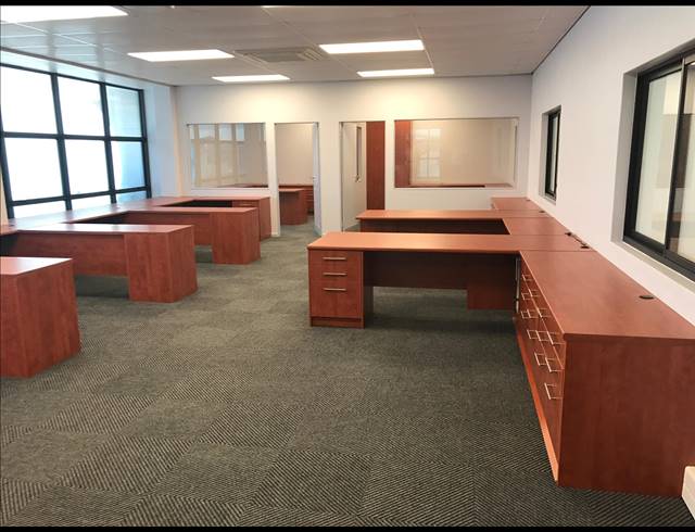 290M² OFFICE TO LET IN AIRPORT INDUSTRIA